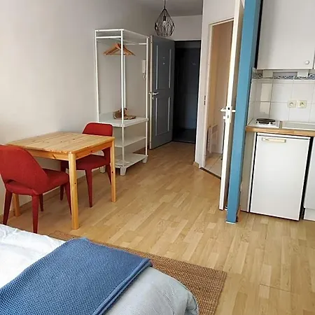 Les Jasmins D'aytre Aparthotel
