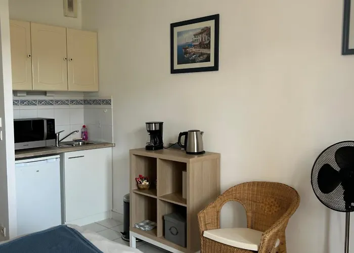 Les Jasmins D'aytré Appart hôtel 3*