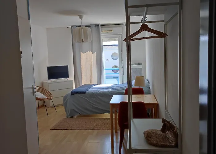 Les Jasmins D'aytré Appart hôtel