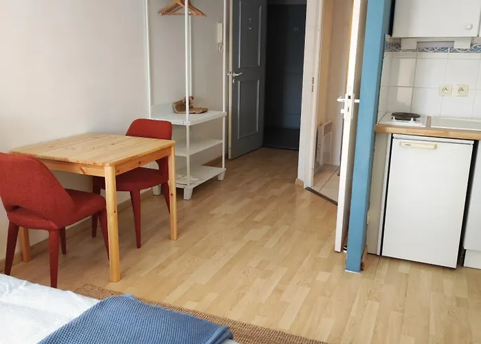 Appart hôtel Les Jasmins D'aytré 3*